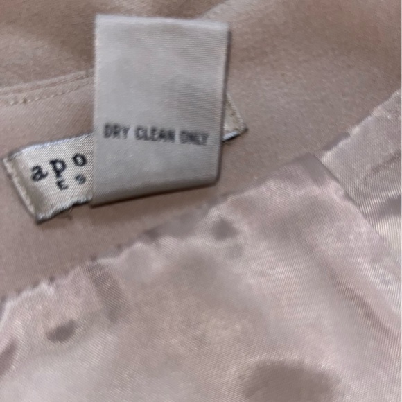 EUC Floor length pencil skirt, fully lined back invisible zipper, & kick slit - Picture 6 of 7